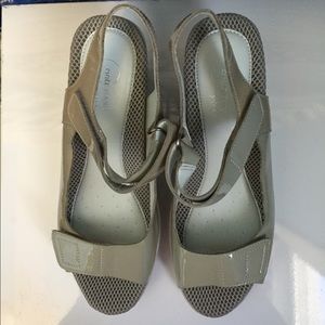 Easy Spirit sandals
